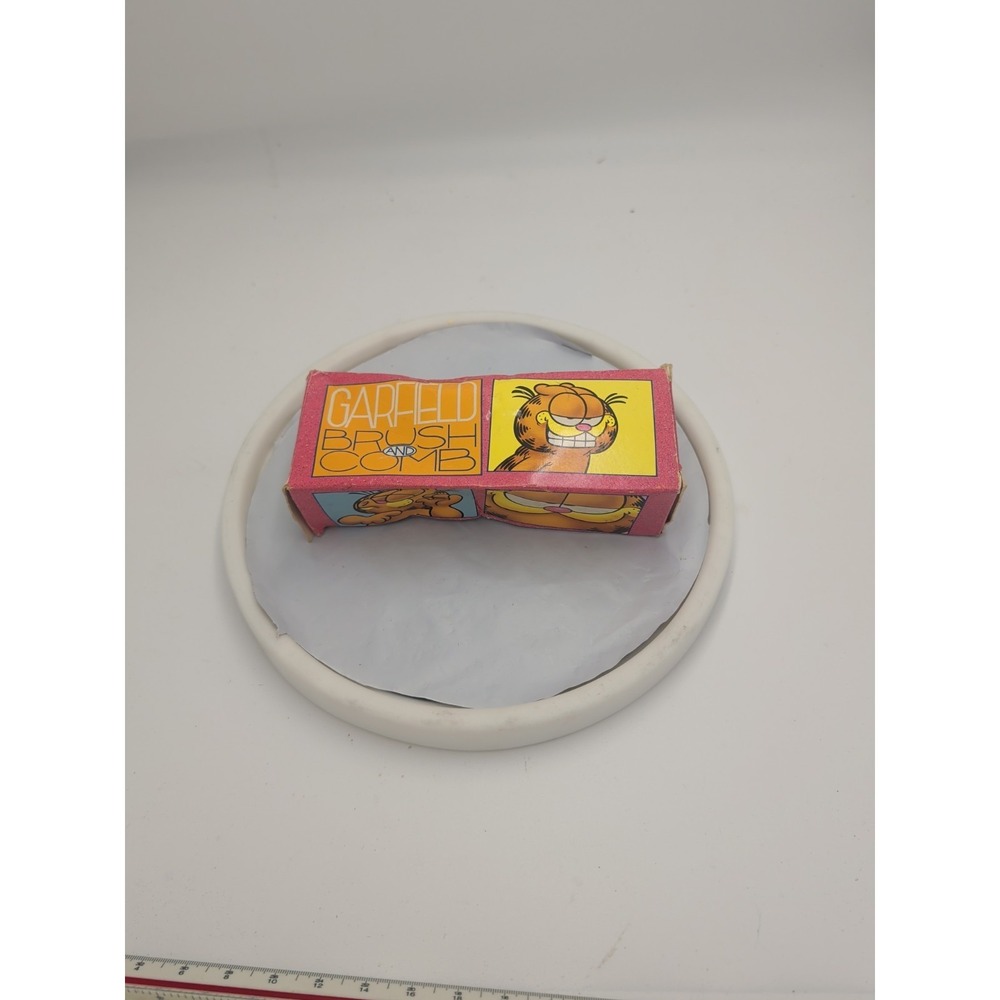 GARFIELD THE CAT - Vintage AVON 1978 Brush‎ and Comb Set NIB